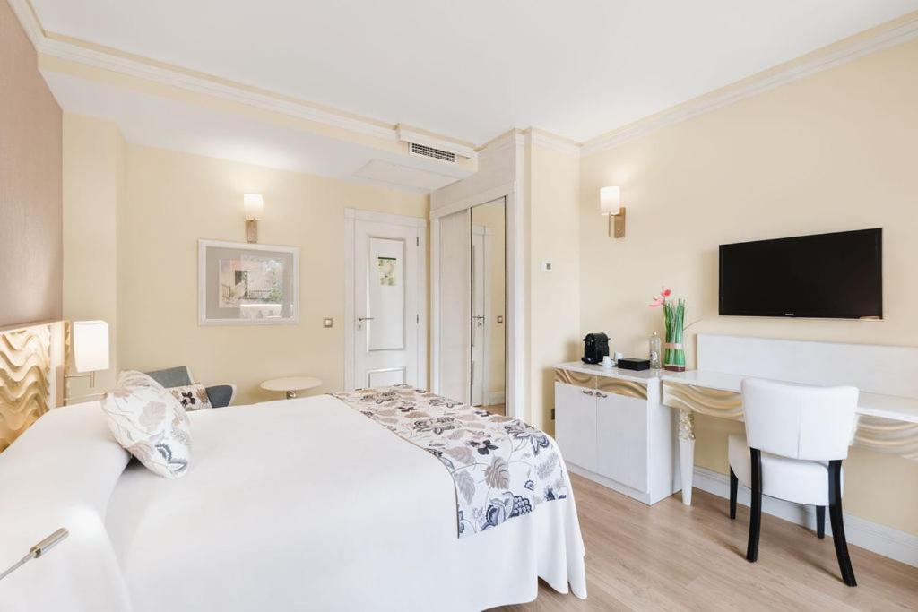 Boutiquehotel El Coto كولونيا سانت خورذي المظهر الخارجي الصورة